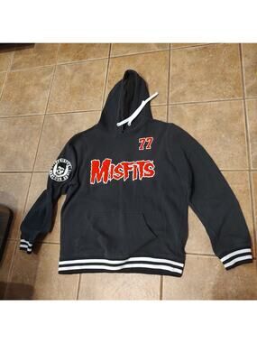 Misfits 77 Legacy Skulls Hoodie Jacket Black Red Pullover Size Medium